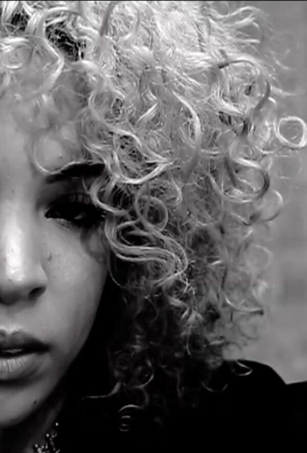 Chris Jeday feat. J. Balvin, Arcangel, Ozuna – Ahora Dice