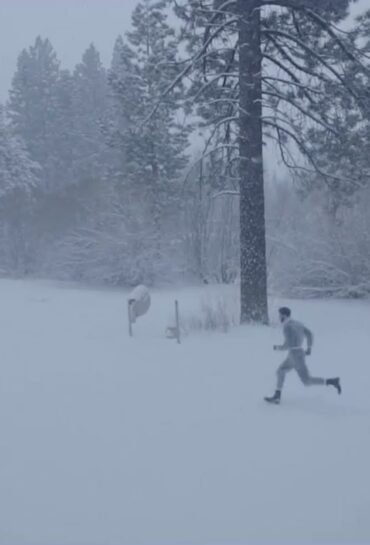 Eddy Carmona and Alex Armes ft. Bay Brooks – Free